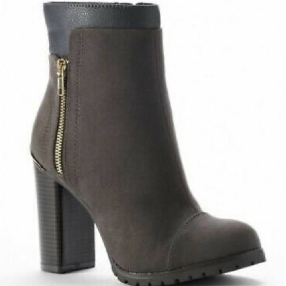 Juicy Couture Heeled Bootie Size 6